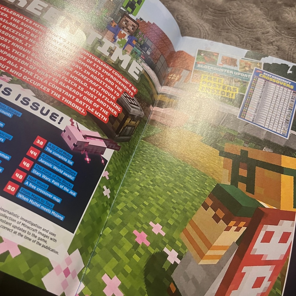 Minecraft The Essential Guide To Minecraft Magazine. New - Picture 2 of 9